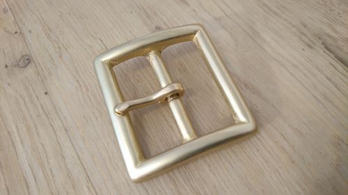 Gürtelschnalle Messing, Doppelbügel eckig, Einfachdorn 39-40 mm